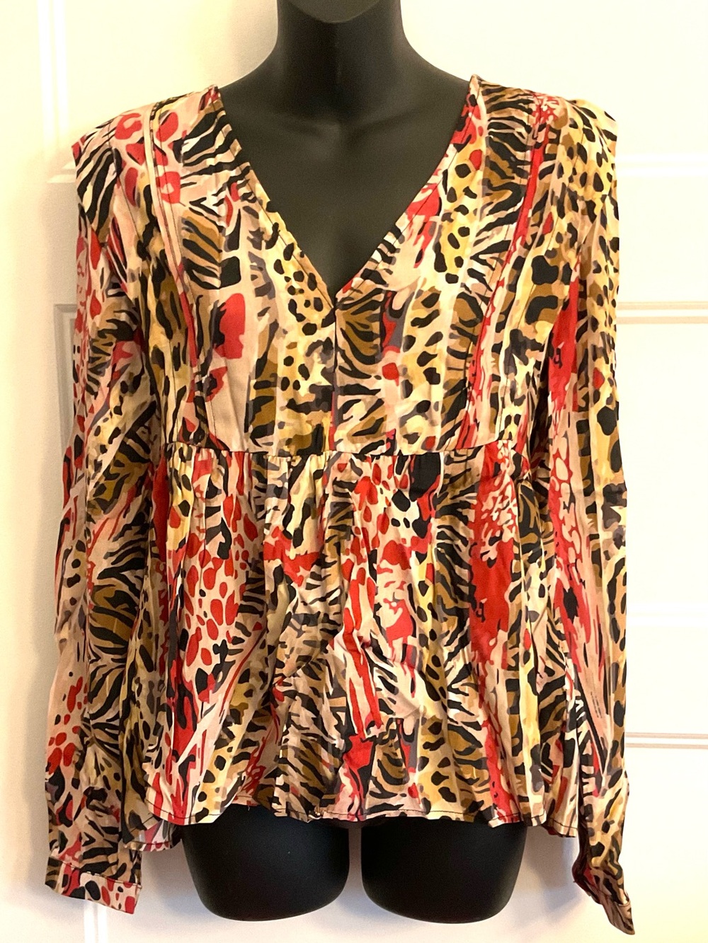 Liu Jo Multi-Color Animal Print V-Neck Blouse